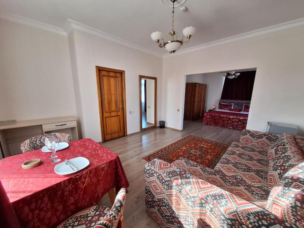 Qiz Galasi Hotel Baku Exterior photo