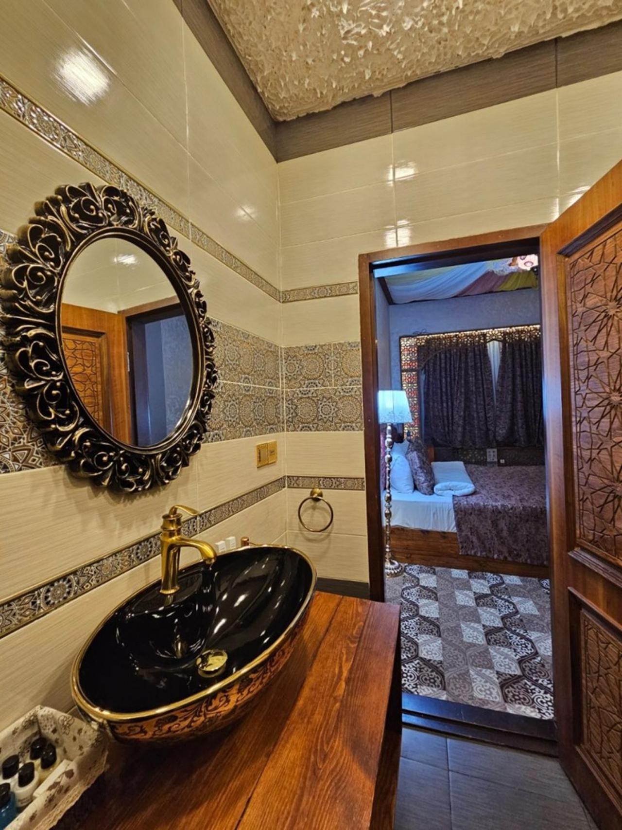 Qiz Galasi Hotel Baku Exterior photo